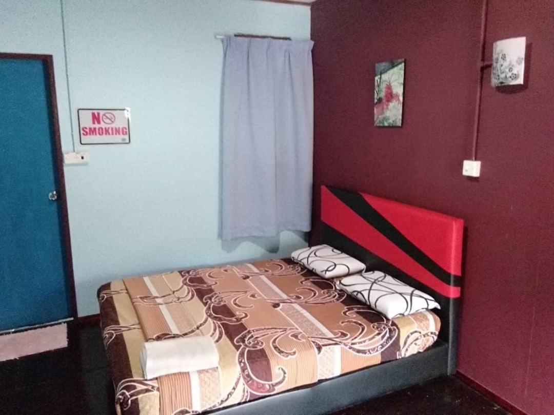 Ren-hana Homestay *